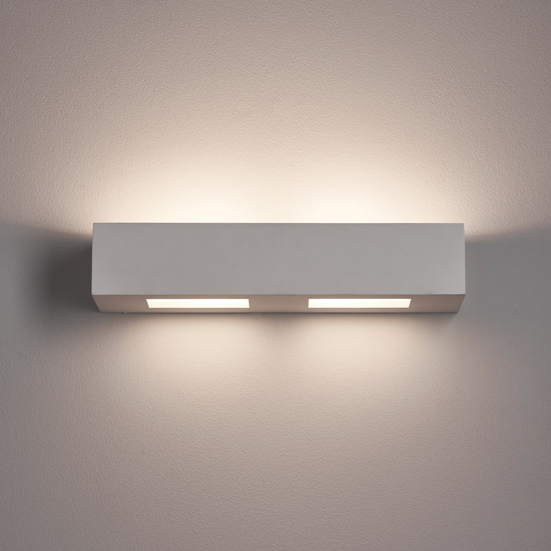 Box 2lt wall 28W - 10400