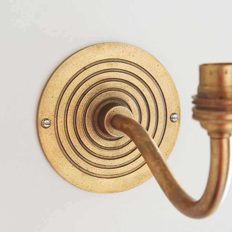 Endon 113593 Ripple Curve Wall Fitting