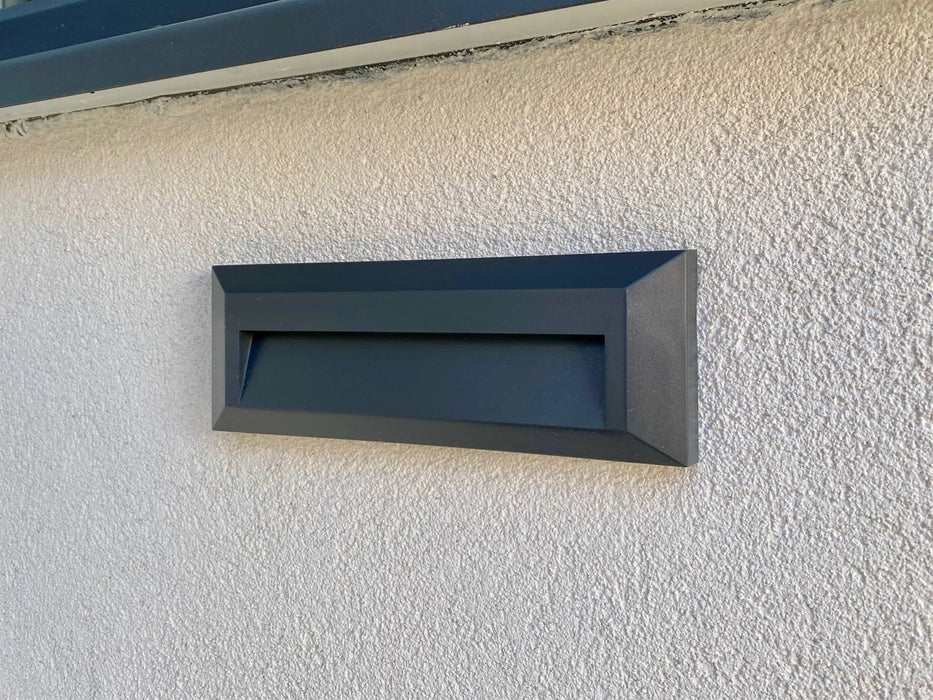 Firstlight Shine LED Wall & Step Light 2812GP