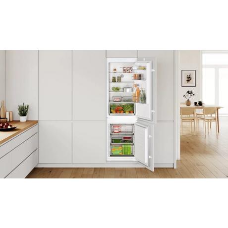Bosch KIN86NSE0G 54.1cm 70/30 Built-In Frost Free Fridge Freezer - White - Bonus Superstore