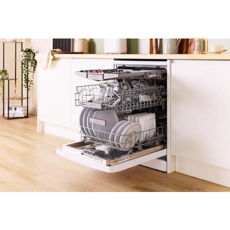 Bosch SMS4EMW06G WiFi-enabled Dishwasher - White - 14 Place Settings