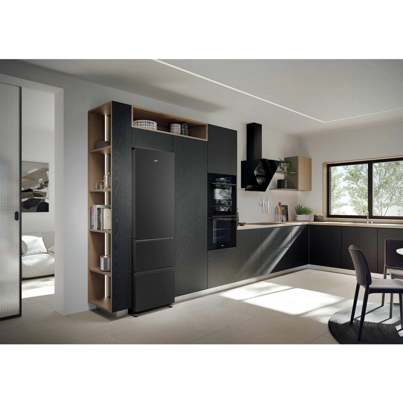 Haier HTR3518ENMTK 60/40 Fridge Freezer - Black