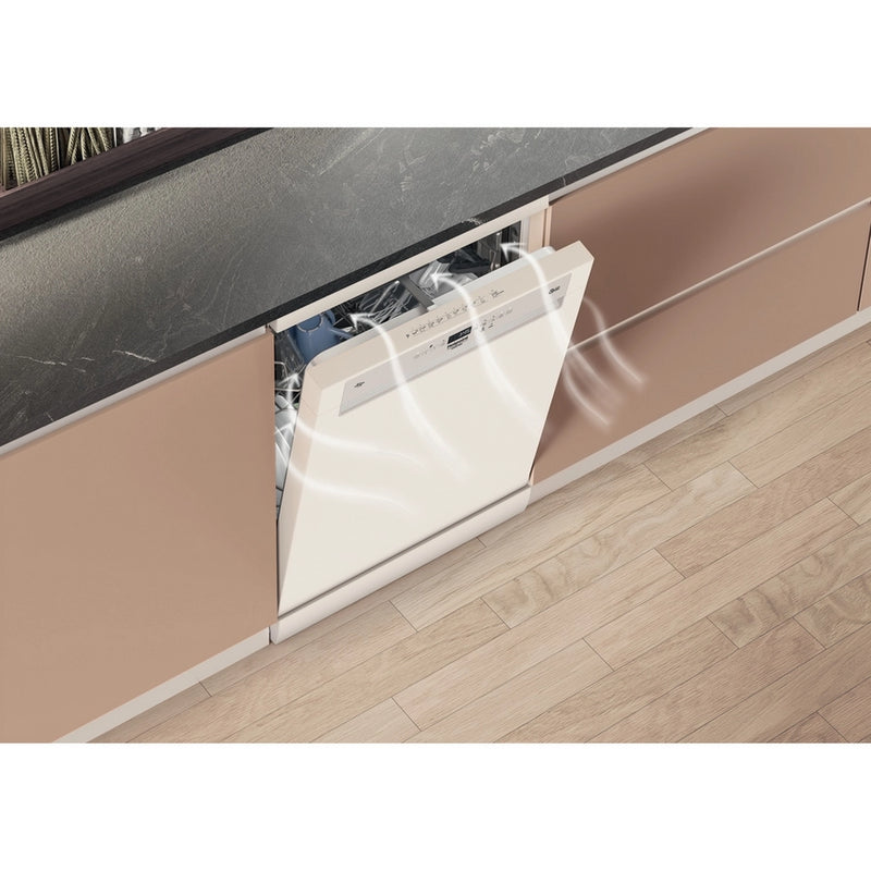 Hotpoint Maxi Space H7FHP43WUK Dishwasher with Third Rack - White - 15 Place Settings