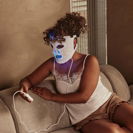 SILK'N FLM100PUK001 LED Face Mask - White - Bonus Superstore