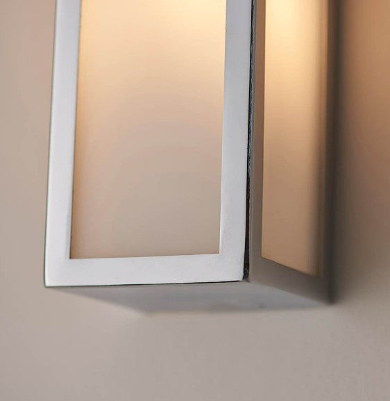 Newham 2lt Wall - 96137