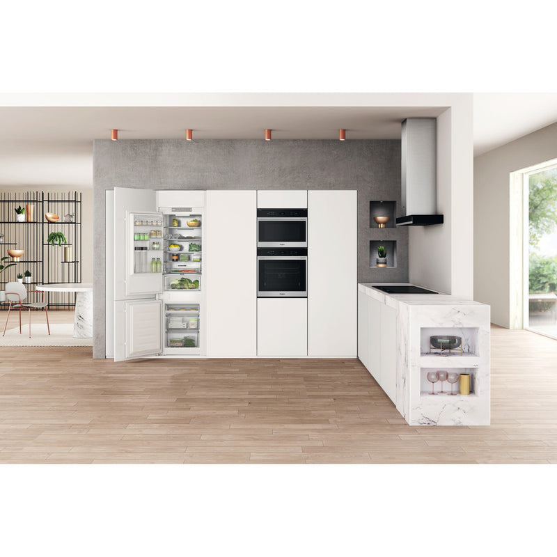 Whirlpool WHC18 T332 P UK built in fridge freezer - Bonus Superstore