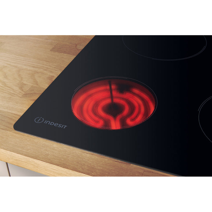 Indesit RI860C Ceramic Hob - Bonus Superstore