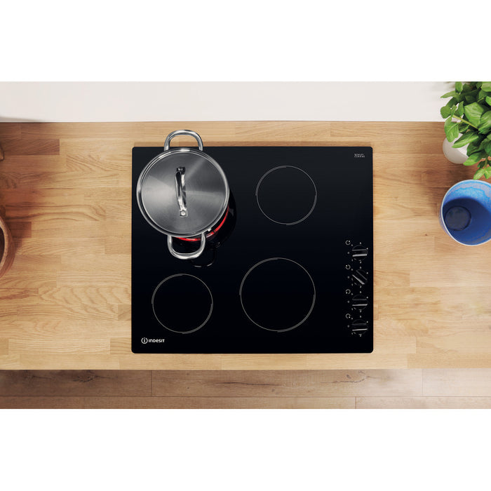 Indesit RI860C Ceramic Hob - Bonus Superstore