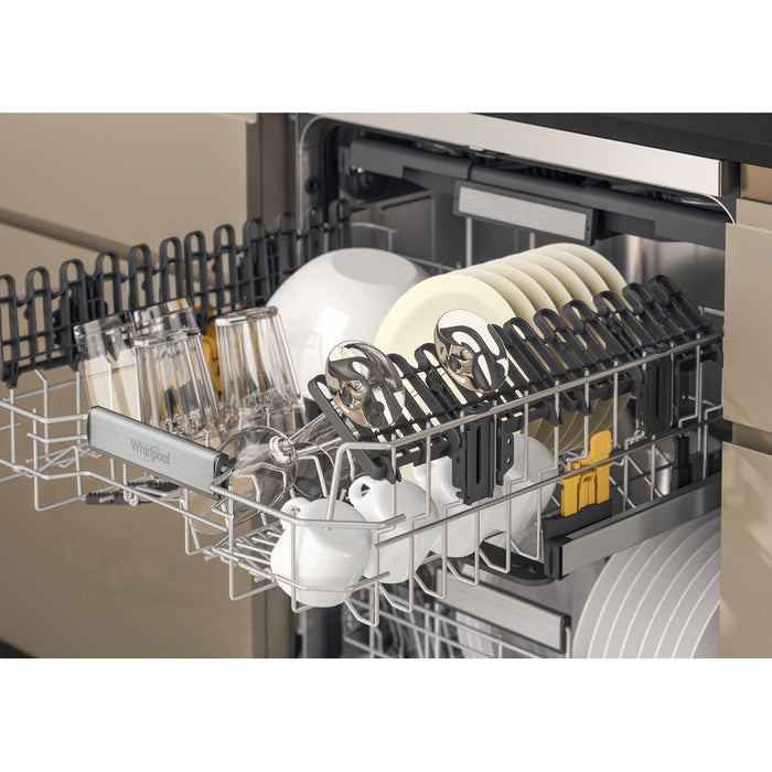 Whirlpool W7F HS51 AX UK Freestanding 15 Place Setting capacity dishwasher