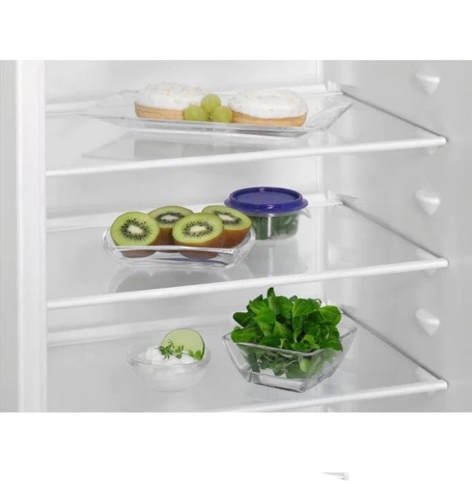 Zanussi 70/30 Built In Fridge Freezer