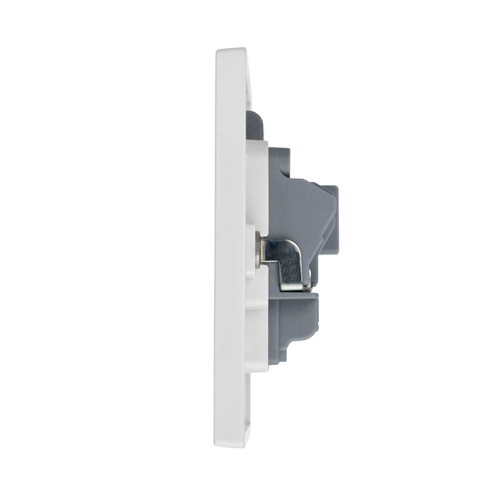 Saxby SE431 Square Edge 13A 1G SP Unswitched Socket